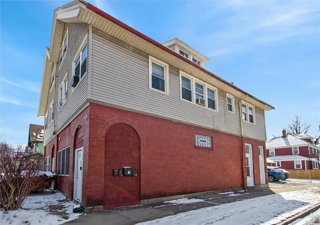 Homes for sale in Rochester, NY | 119 Rosewood Ter, Rochester, NY 14609 | MLS# R1671689