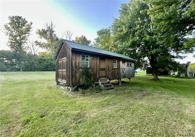 3rd image of 2810 6, Morristown, NY 13664 | MLS# S1672377