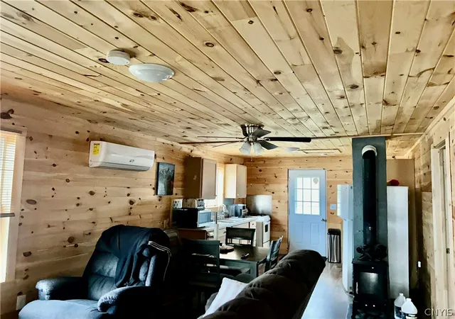 Photo 3 of Single family home for sale at 4010 County Route 6, Hammond, NY 13646 | MLS# S1672396 | Listing updated on 2026-07-27