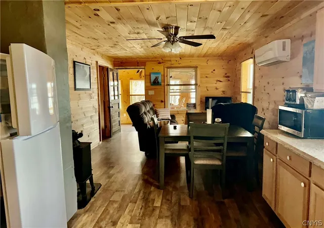 Photo 5 of Single family home for sale at 4010 County Route 6, Hammond, NY 13646 | MLS# S1672396 | Listing updated on 2026-07-27
