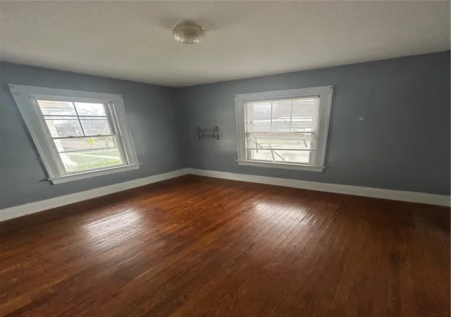 Homes for sale in Rochester, NY | 907 Dewey Ave, Rochester, NY 14613 | MLS# R1672005