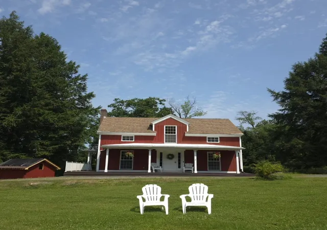 1st image of 1412 County Hwy 31, Middlefield, NY 13326 | MLS# R1672498