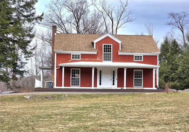 3rd image of 1412 County Hwy 31, Middlefield, NY 13326 | MLS# R1672498