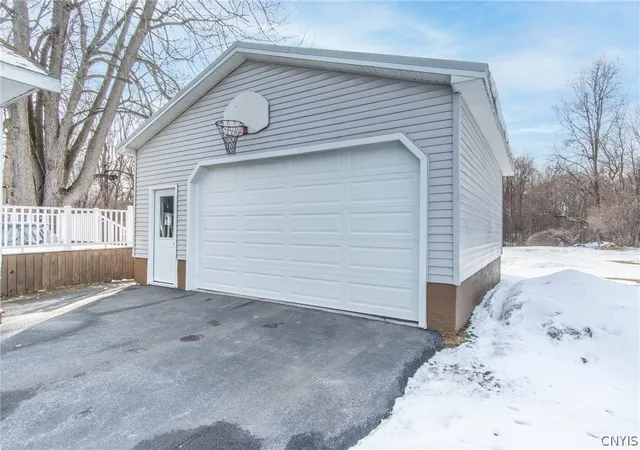 Homes for sale in Watertown City, NY | 265 Hunt St, Watertown City, NY 13601 | MLS# S1666841