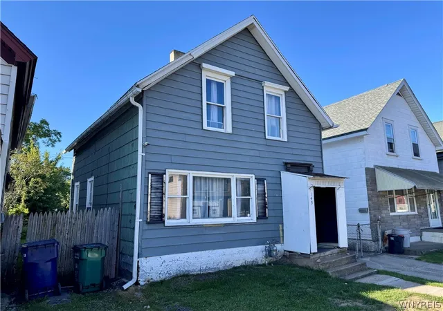 Homes for sale in Buffalo, NY | 145 Forest Ave, Buffalo, NY 14213 | MLS# B1672548