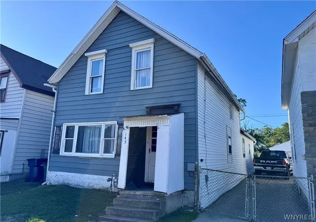 Homes for sale in Buffalo, NY | 145 Forest Ave, Buffalo, NY 14213 | MLS# B1672548