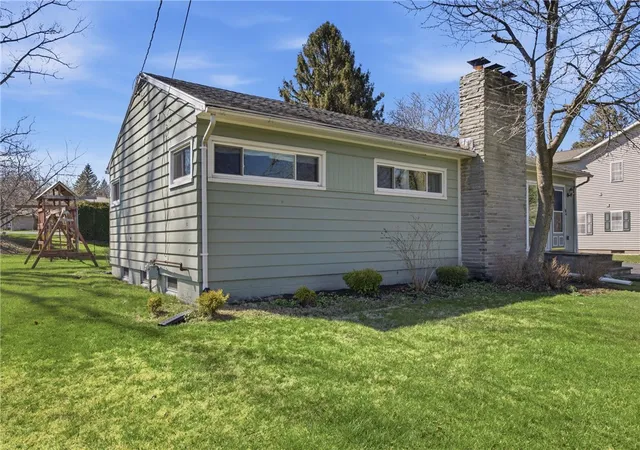 Homes for sale in Geneva Town, NY | 44 Slosson Ln, Geneva Town, NY 14456 | MLS# R1672606