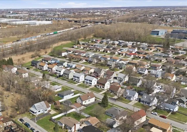 Homes for sale in Cheektowaga, NY | 173 Girard Ave, Cheektowaga, NY 14227 | MLS# B1672593