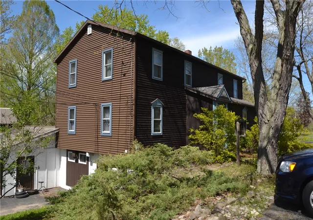 Homes for sale in Macedon, NY | 1559-1561 Paddy Ln, Macedon, NY 14502 | MLS# R1672264