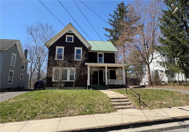 3rd image of 20 Otsego St, Oneonta, NY 13820 | MLS# R1669565