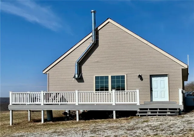 2nd image of 149 Valley View Dr, Smyrna, NY 13464 | MLS# R1672312