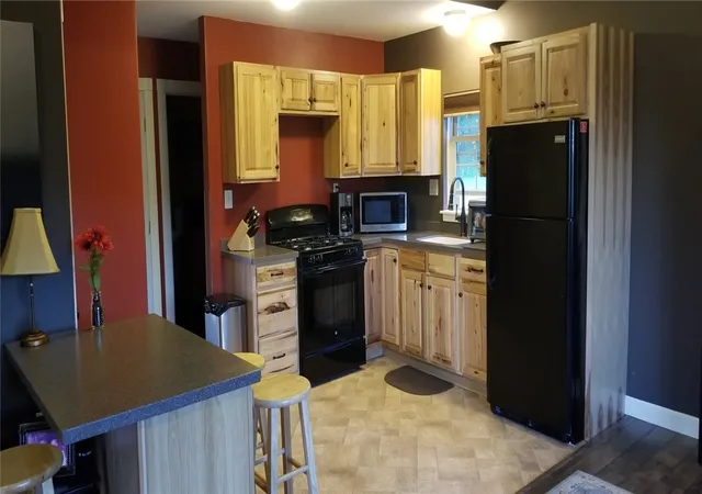 5th image of 149 Valley View Dr, Smyrna, NY 13464 | MLS# R1672312