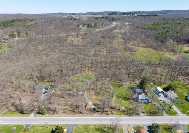 4th image of 4821 Main St, Hemlock, NY 14466 | MLS# R1672585