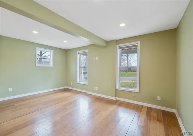 4th image of 1229 Tulip St, Salina, NY 13090 | MLS# S1672779