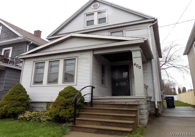 Homes for sale in Buffalo, NY | 400 Ontario St, Buffalo, NY 14207 | MLS# B1672524