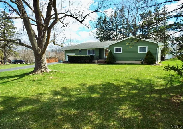 Homes for sale in Oneida, NY | 381 Genesee St, Oneida, NY 13421 | MLS# S1672117