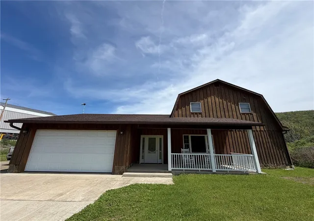 Homes for sale in Salamanca, NY | 4444 Route 353, Salamanca, NY 14779 | MLS# R1672874