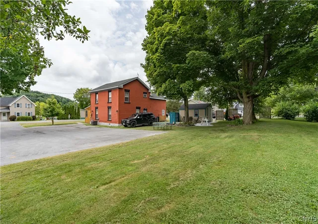 Photo 5 of Single family home for sale at 220 Water St, Dexter, NY 13634 | MLS# S1672833 | Listing updated on 2026-08-01