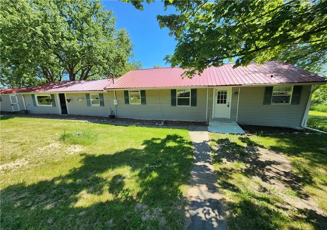 3rd image of 7539 Creek Rd, Mount Morris, NY 14510 | MLS# R1671151