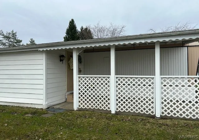 Homes for sale in Alden, NY | 110 Bush Gardens, Alden, NY 14004 | MLS# B1672959