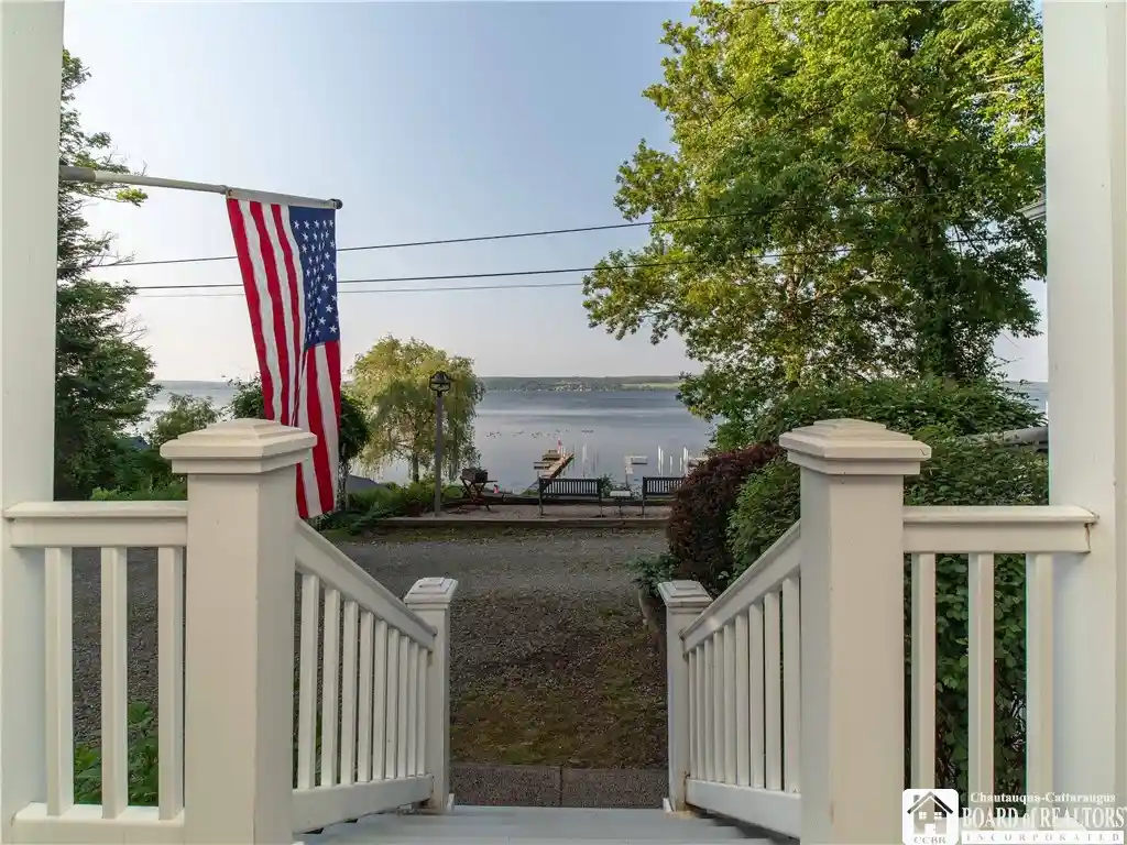 Photo 1 of Single family home for sale at 4896 Ashville Bay Rd, Ashville, NY 14710 | MLS# R1629699 | Listing updated on 2026-10-27