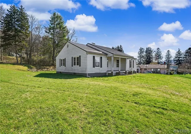 Homes for sale in Portville, NY | 20 Sunset, Portville, NY 14770 | MLS# B1666085
