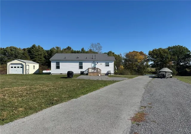 2nd image of 26172 Walrath Rd, Chaumont, NY 13622 | MLS# S1672839