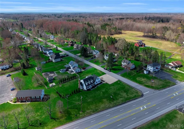 Homes for sale in Alden, NY | 11881 Broadway St, Alden, NY 14004 | MLS# B1672882