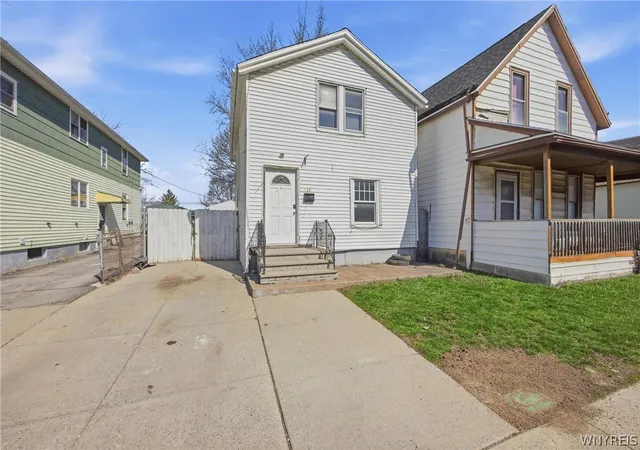 3rd image of 130 Hertel Ave, Buffalo, NY 14207 | MLS# B1672618