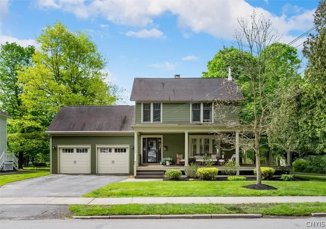 Photo 1 of Single family home for sale at 15 W Kendrick Ave, Hamilton, NY 13346 | MLS# S1670689 | Listing updated on 2026-04-13