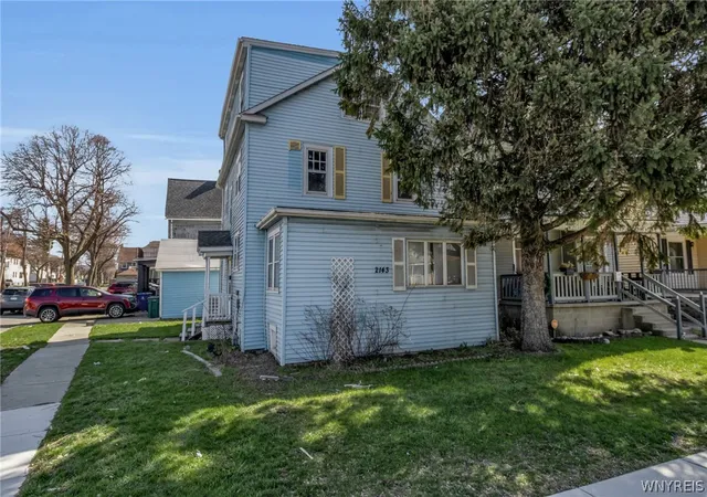 Homes for sale in Buffalo, NY | 2143 Niagara St, Buffalo, NY 14207 | MLS# B1672981
