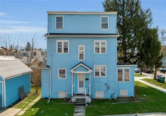 Homes for sale in Buffalo, NY | 2143 Niagara St, Buffalo, NY 14207 | MLS# B1672981