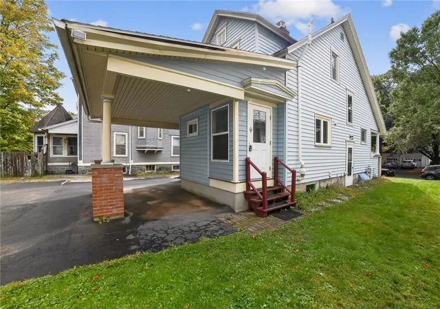 3rd image of 5 Walnut St, Oneonta, NY 13820 | MLS# R1672787