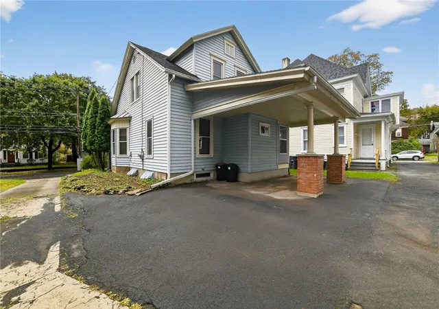 4th image of 5 Walnut St, Oneonta, NY 13820 | MLS# R1672787