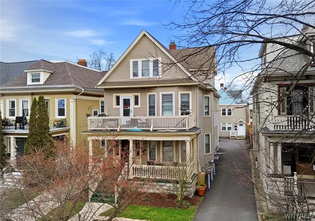 Homes for sale in Buffalo, NY | 115 Claremont Ave, Buffalo, NY 14222 | MLS# B1672386