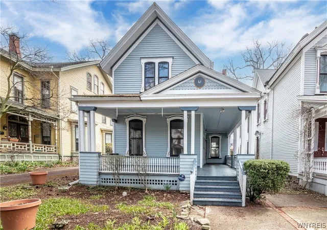 1st image of 41 Irving Pl, Buffalo, NY 14201 | MLS# B1673063
