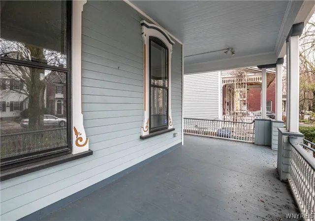 Photo 5 of Single family home for sale at 41 Irving Pl, Buffalo, NY 14201 | MLS# B1673063 | Listing updated on 2026-07-26