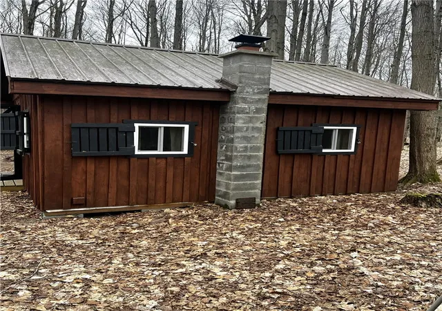Photo 4 of Sale Pending at 25 Pratt Dr, Oswego, NY 13126 | MLS# R1673199 | Listing updated on 2026-07-28