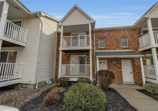 Homes for sale in Amherst, NY | 4617 Chestnut Ridge Rd #F, Amherst, NY 14228 | MLS# B1671696