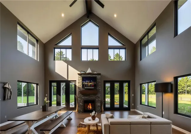 Photo 3 of Single family home for sale at 487 Basket Rd, Webster, NY 14580 | MLS# R1671690 | Listing updated on 2026-04-15