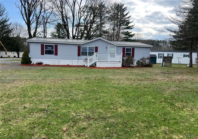 2nd image of 6 Mapledale Acres, Barneveld, NY 13304 | MLS# S1673312
