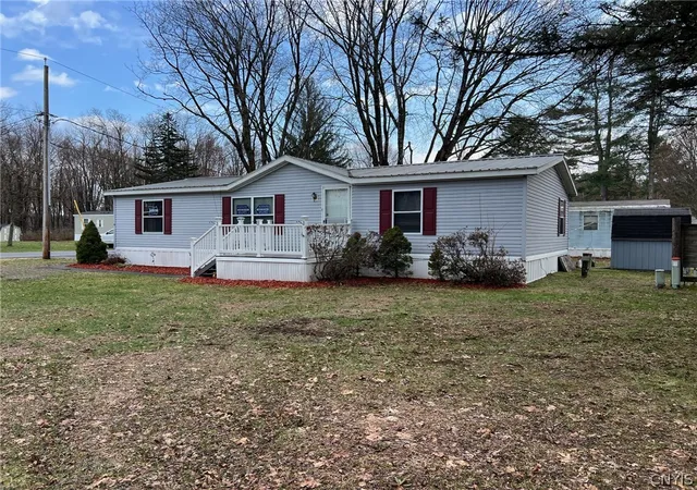 4th image of 6 Mapledale Acres, Barneveld, NY 13304 | MLS# S1673312