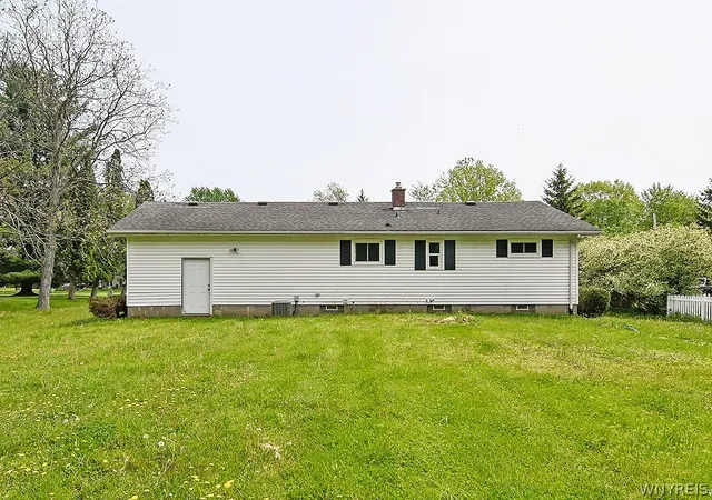 Homes for sale in Lancaster, NY | 130 Ransom Rd, Lancaster, NY 14086 | MLS# B1672098