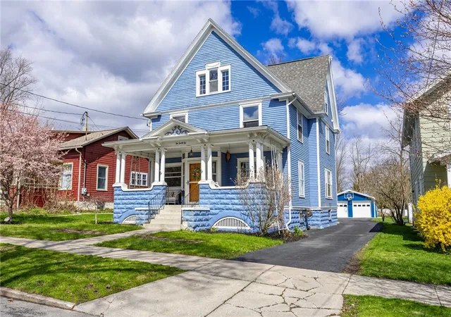 Homes for sale in Geneva City, NY | 222 William St, Geneva City, NY 14456 | MLS# R1673405