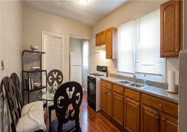 Homes for sale in Rochester, NY | 110 Holbrooke St, Rochester, NY 14621 | MLS# R1671437