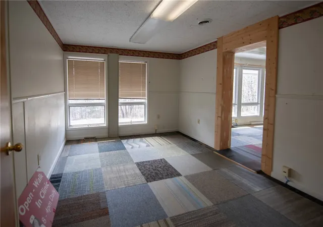 Photo 5 of Sale Pending at 6 Franklin Rd, Walton, NY 13856 | MLS# R1671549 | Listing updated on 2026-07-31