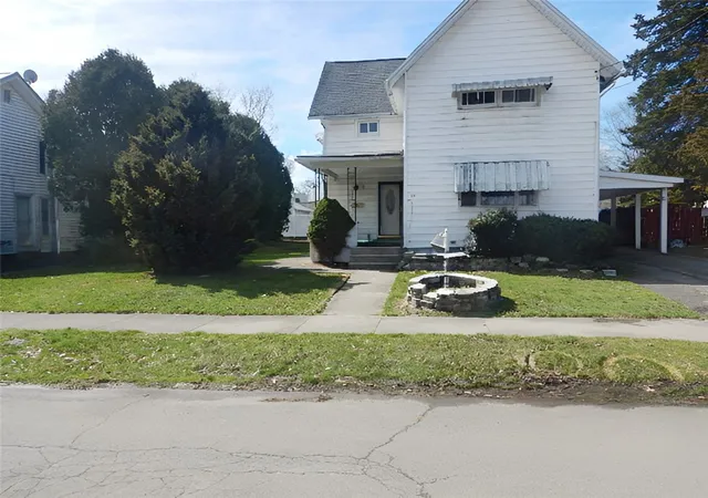 Photo 1 of Single family home for sale at 45 Orange St, Waverly, NY 14892 | MLS# R1673448 | Listing updated on 2026-07-14