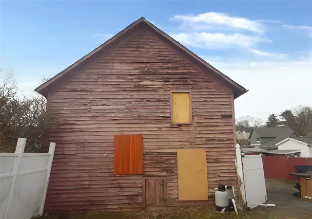 Photo 5 of Single family home for sale at 45 Orange St, Waverly, NY 14892 | MLS# R1673448 | Listing updated on 2026-07-14