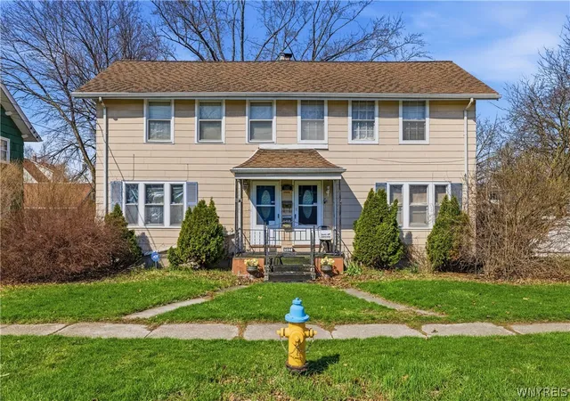 Homes for sale in Niagara Falls, NY | 552 24Th St, Niagara Falls, NY 14301 | MLS# B1672675