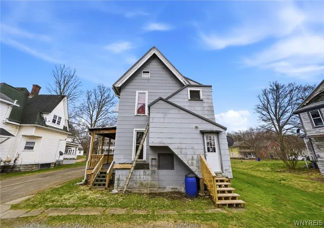 Homes for sale in Persia, NY | 119 Chestnut St, Persia, NY 14070 | MLS# B1673543